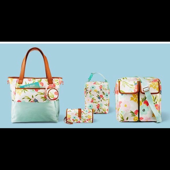 ISO PLEASE!!!! Looking for these items! - Picture 1 of 2